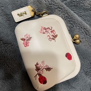 Coach Kiss lock Lady Bug Wallet